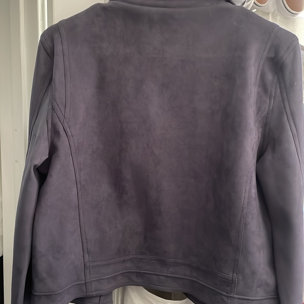 Jacket - Picture 4 of 4
